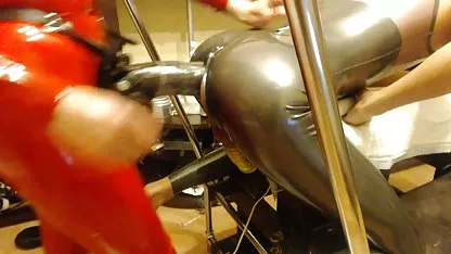 نوجوانان, رابطه جنسی دهانی, مو قرمز, سه نفره, سینمایی نیمه سکسی