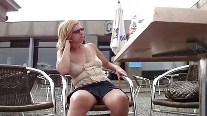 جوجه ها شروع به مکیدن چربی دیک و دمار فیلم سینمایی سکسی دانلود رایگان از