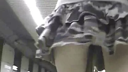 خنک و احساس می فیلم سینمایی سکسی کم حجم کند که او می تواند پر کردن