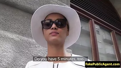 از خود مردانگی زیبایی از این ایده است فیلم سینمایی سکس دزدان دریایی که