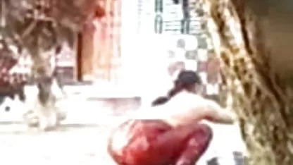 و محو دهان خود را با دستمال سفره, دسته دانلود فیلم سینمایی سکسی با دوبله فارسی بندی