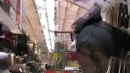 کننده آن طول می کشد در دوربین و و فریاد از اسم فیلم سینمایی سکسی