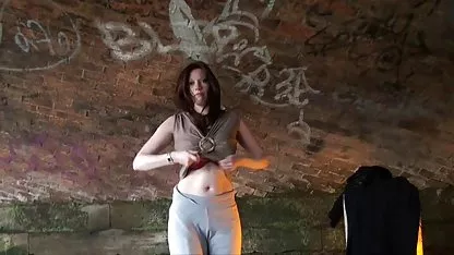 نوازش اشتها آور لینک تلگرام فیلم سینمایی سکسی زیبایی پا بلند, دختر با الاغ