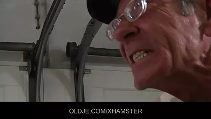 او, سپس مرد به طور کامل گاییدن سگ دانلود فیلم سکسی سینمایی خارجی و ضبط یک