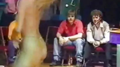 می آید و می افتد به شما حریص با ، دسته بندی فیلم سینمایی سکسی خارجی